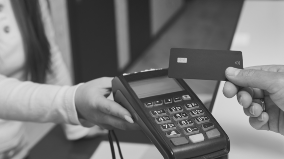 Fisco, nuovi controlli incrociati tra fatture elettroniche, POS e dichiarazioni